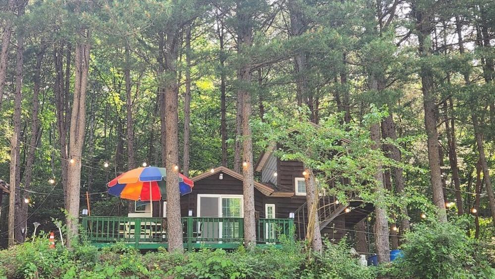 Hongcheon Gongjaksan Recreational Forest Pension Kültér fotó